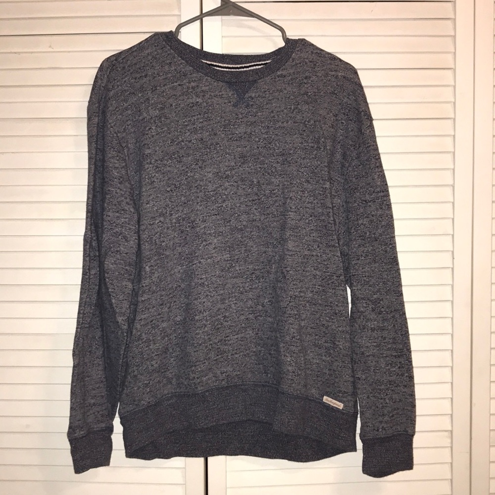 Men’s blue crew neck